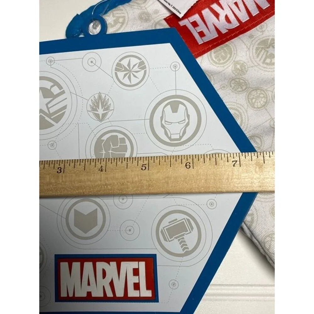 Disney Parks Marvel Oven Mitt + Hot Plate Silicone Pot Holder 2pc Set New!